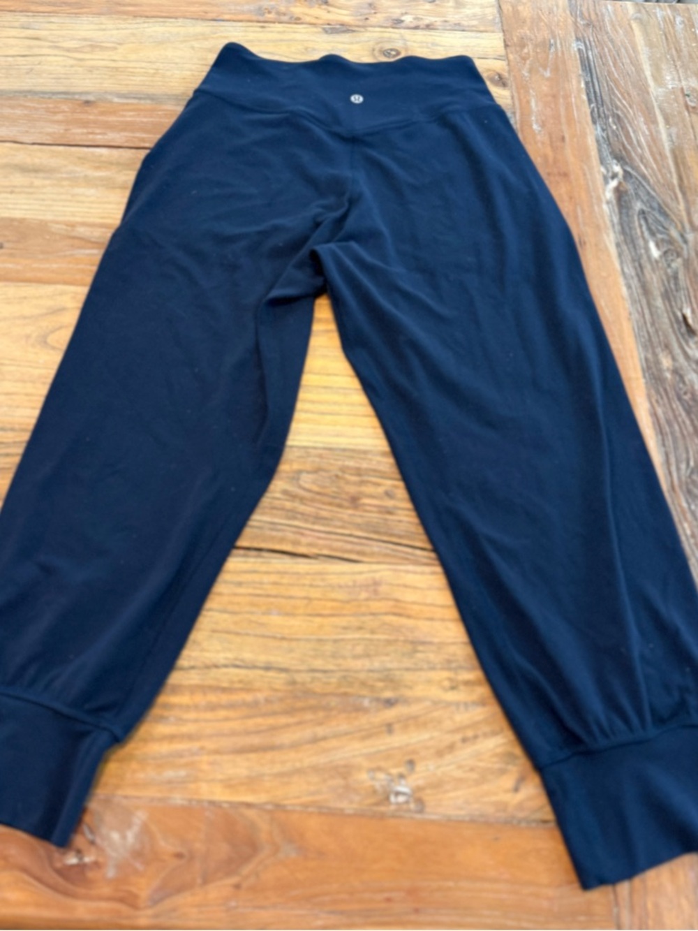 lululemon athletica Women’s navy Jogger Sweatpants